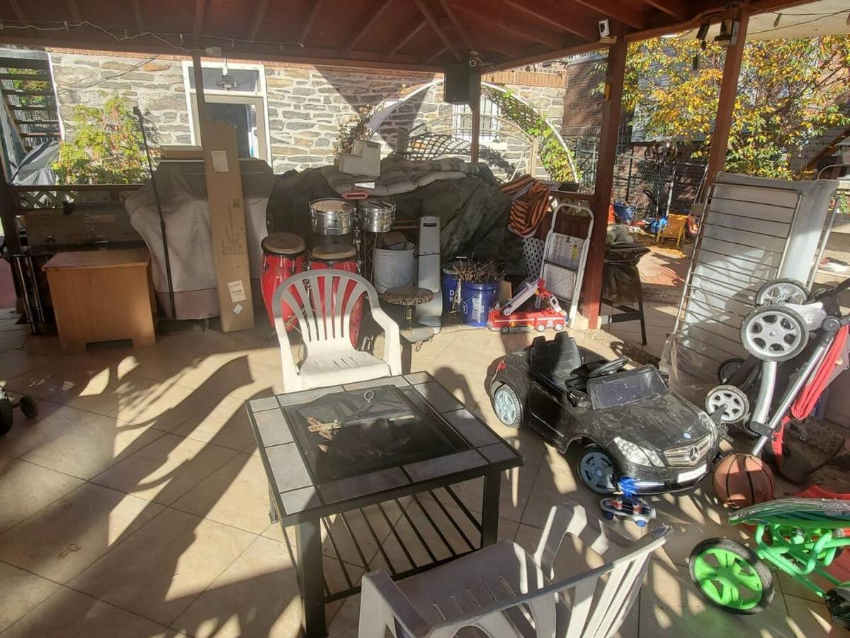 Lovely 2 Bedroom Apartment With 2 Entrance And Parking New York City Exterior photo