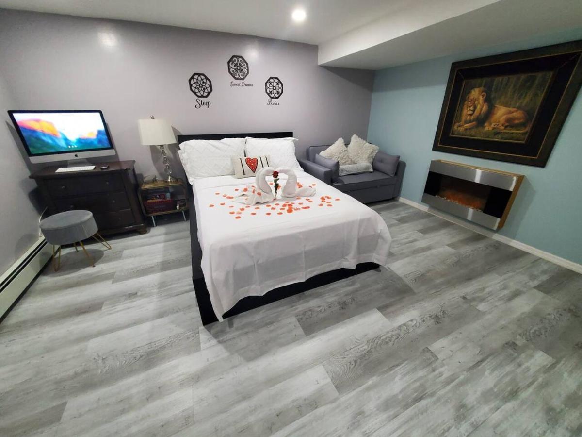 Lovely 2 Bedroom Apartment With 2 Entrance And Parking New York City Exterior photo