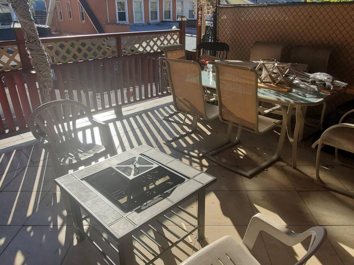 Lovely 2 Bedroom Apartment With 2 Entrance And Parking New York City Exterior photo