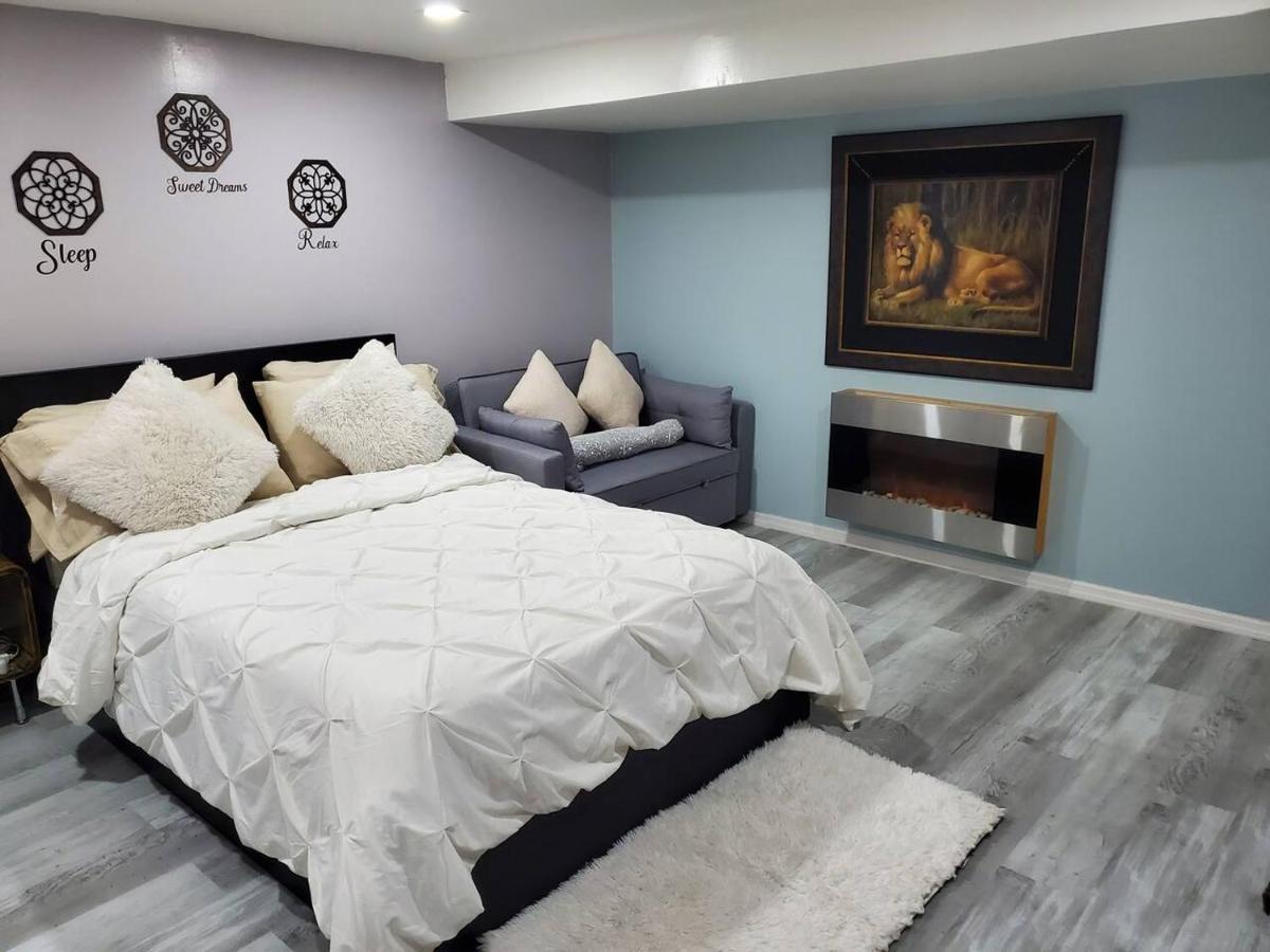 Lovely 2 Bedroom Apartment With 2 Entrance And Parking New York City Exterior photo
