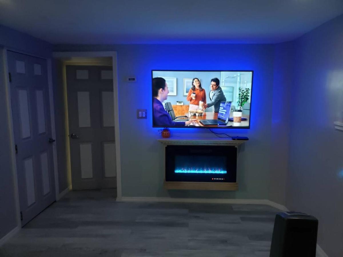 Lovely 2 Bedroom Apartment With 2 Entrance And Parking New York City Exterior photo