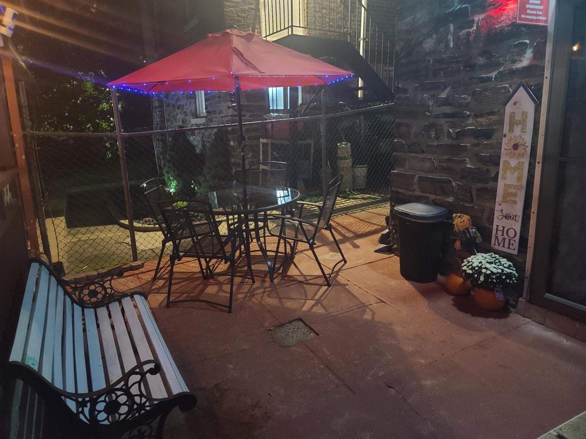 Lovely 2 Bedroom Apartment With 2 Entrance And Parking New York City Exterior photo